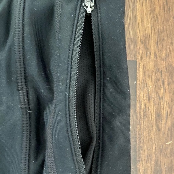 ATHLETA Women’s 2 in 1 Skirt Capri Leggings Tights Black Size Medium Athletic - Picture 2 of 3